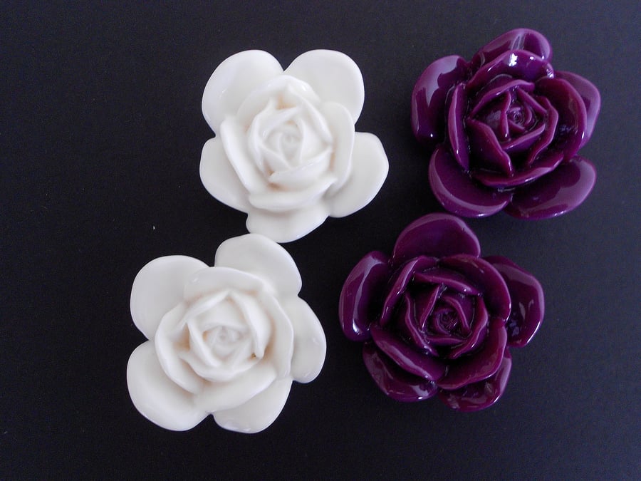 Destash 4 Resin Flowers