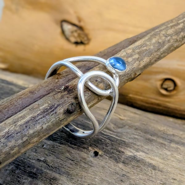 Recycled Sterling Silver Topaz Sigle Knot Ring: Sterling Silver