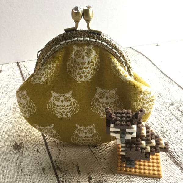 Owl Themed Fabric Clasp Coin Purse