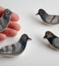 Ceramic pigeon brooch - Image 3