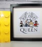 QUEEN - Framed Lego minifigure - Awesome band artwork  - Image 1
