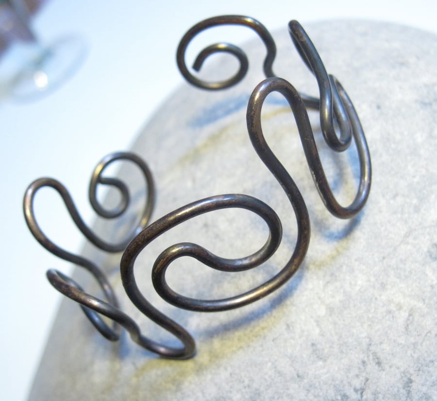 Solid Copper wire formed Bangle