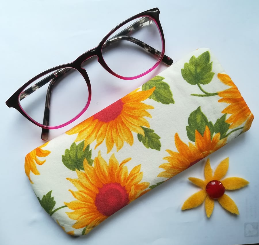 Polka dot cheap glasses case