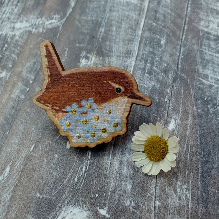 Wren and forget me nots Wooden Pin