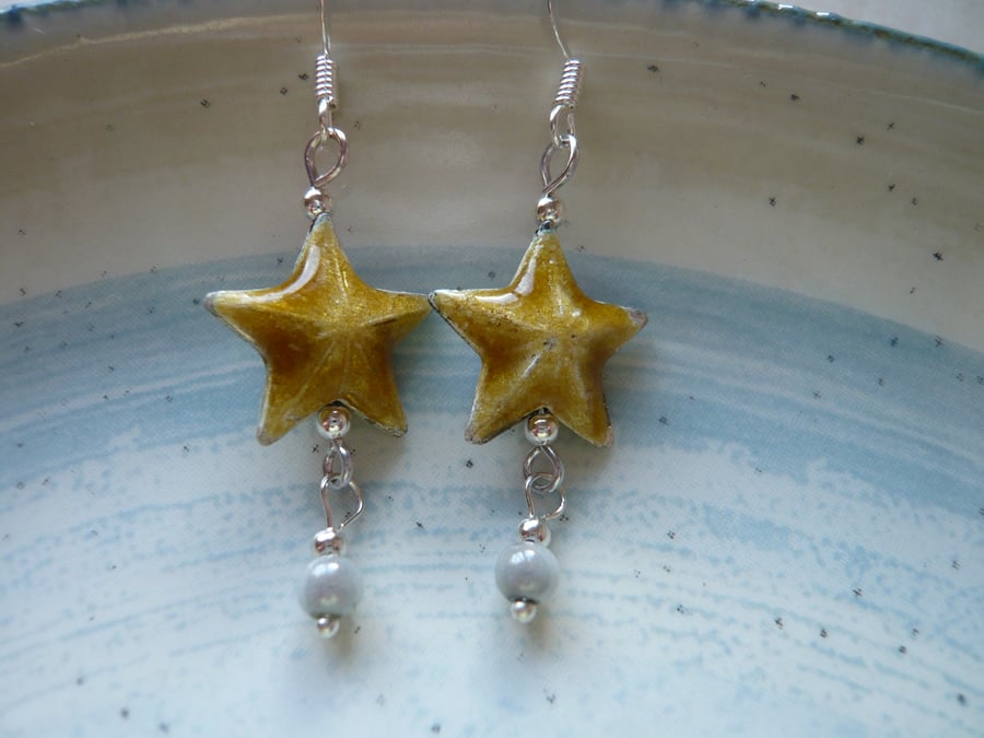 Gold Enamel Star With Silver Miracle Bead Earrings