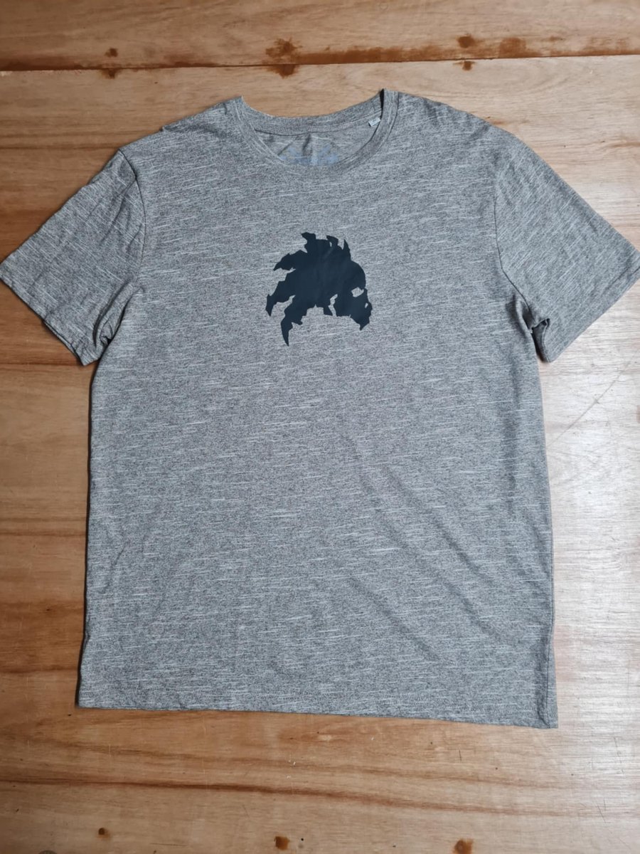 SIZE EXTRA LARGE - SWORDPUNK - T-Shirt