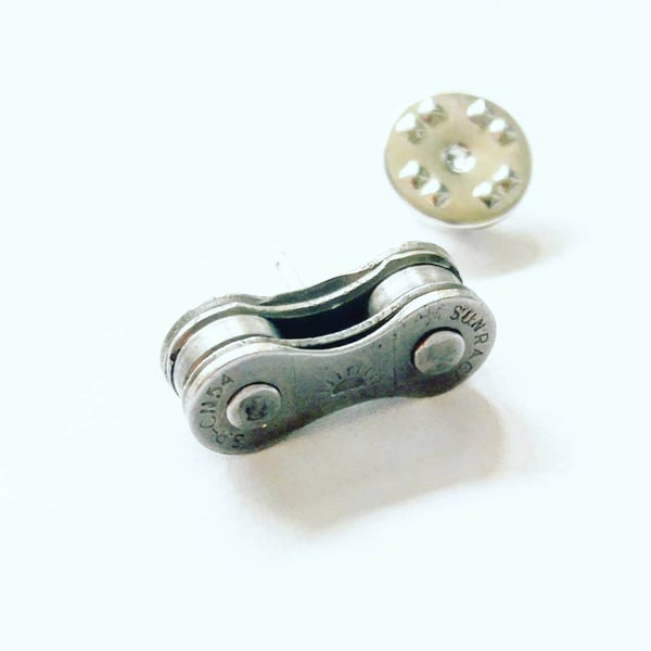 Pin Badge or Lapel Pin Gift for Bicycle Rider made from Upcycled Bicycle Chain P