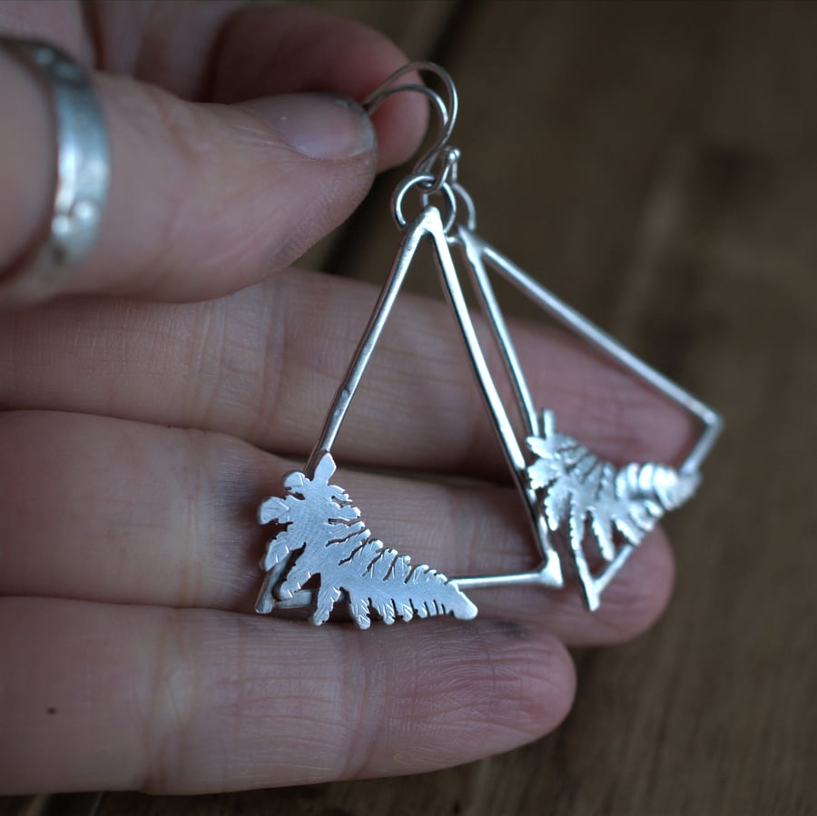 Eco Silver Picture frame fern earrings
