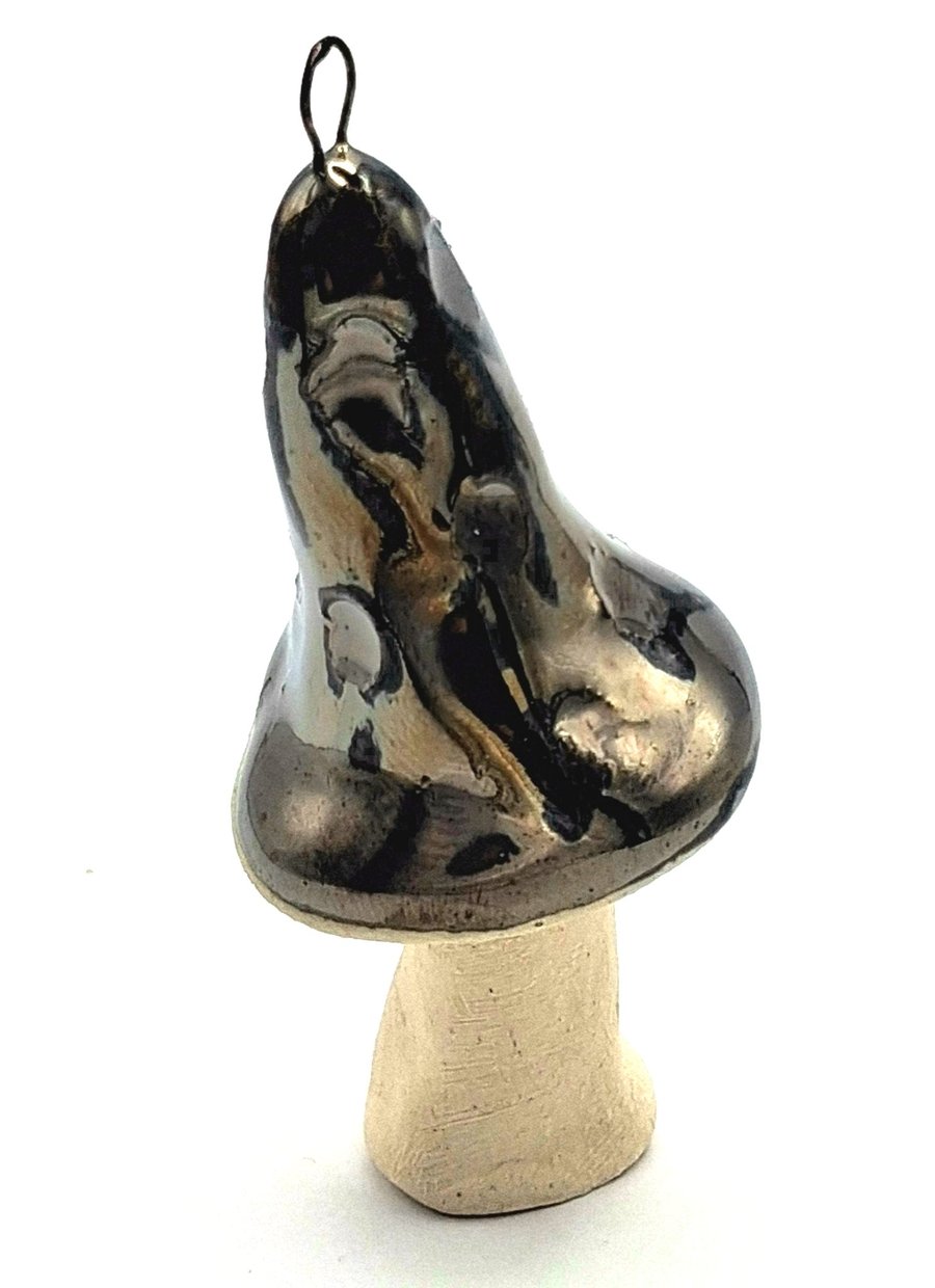 Metallic Ceramic toadstool 