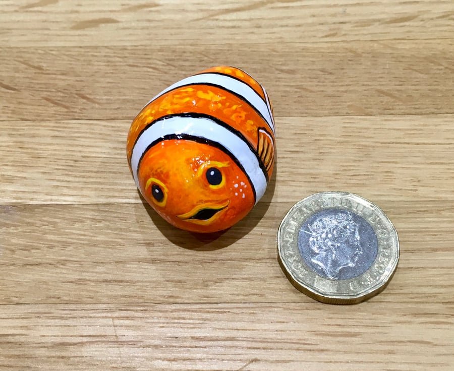 Fish Painted pebble garden rock art sea life beach theme stone 