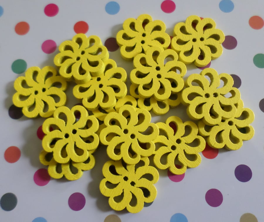 15 x 2-Hole Painted Wooden Buttons - 18mm - Flower - Yellow