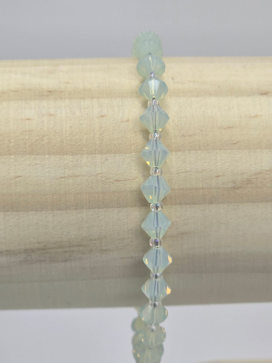 Preciosa Crystal Bracelet - Chrysolite Opal