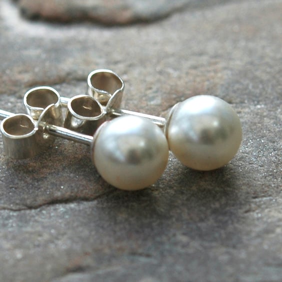 Sterling Silver and Swarovski Pearl Stud Earrings. June Birthstone.