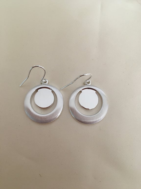 Round Dropper Earring Setting - E16