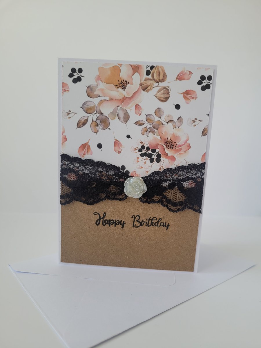 Happy Birthday Card for Mum Aunt Sister Cousin, Floral, Elegant, Lace