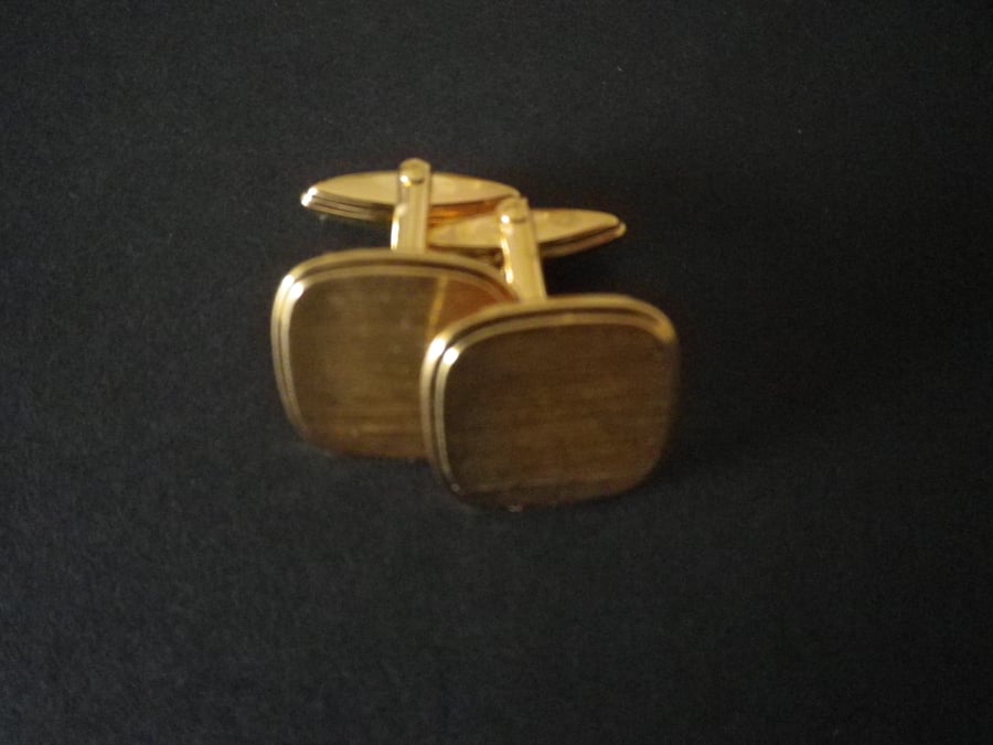 Gold plated retro design indent square cufflinks, free shipping gift wrapped