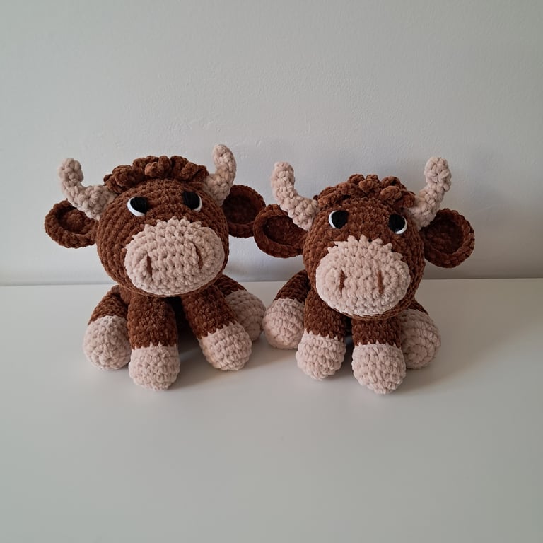 Highland Cow Amirugami Plushie 