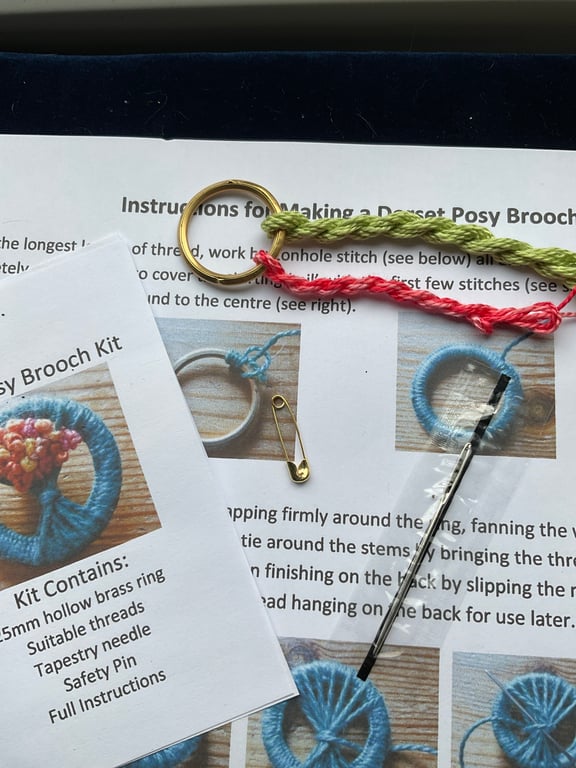 Dorset Posy Brooch Kit, Light Green Stems with Red Flowers, 33