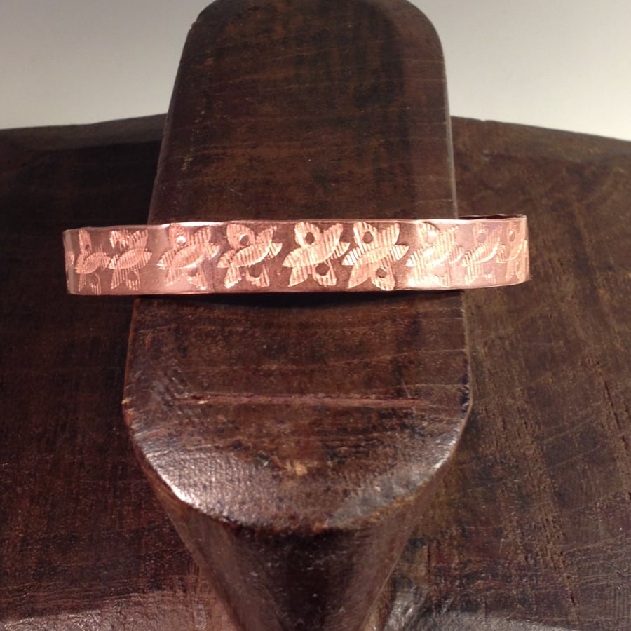 Large copper cuff 'Atomic'
