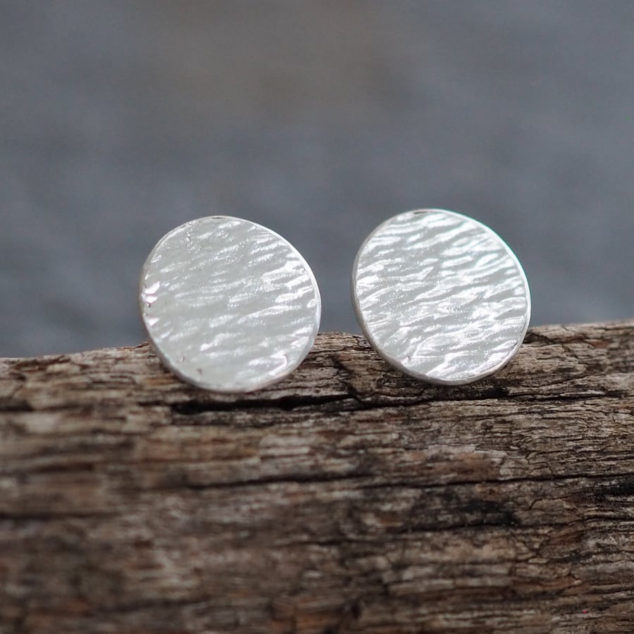 Hammered silver oval stud earrings, earring studs