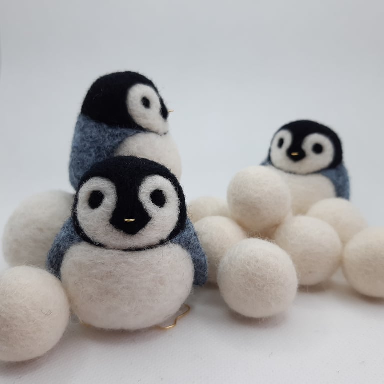 Pingwing Penguin - needle felted penguin ornament 
