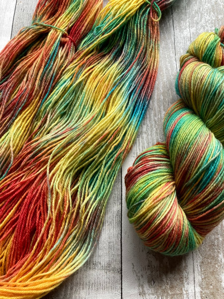 Hand dyed sock yarn 4ply Merino Nylon 100g Tanglespring