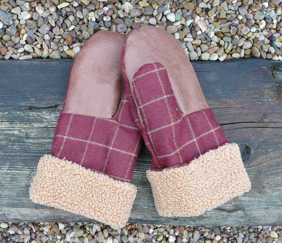 Tweed leather ladies mittens maroon gold teddy fleece ladies gloves winter glove