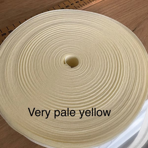 5 meters 1" (25mm) very pale yellow cotton bias binding 