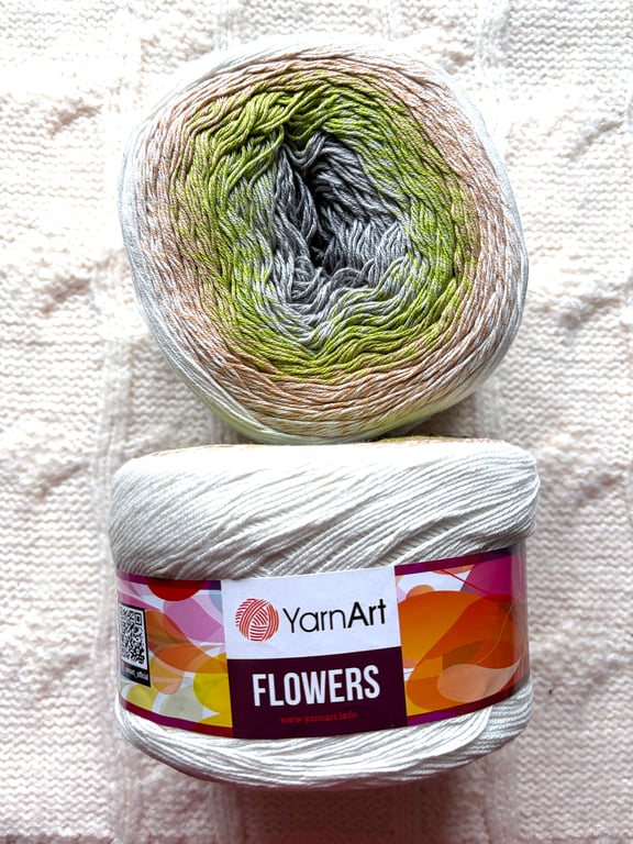 1 cake x 250g YarnArt Flowers Yarn Cake - Colour 274 : Cotton Blend