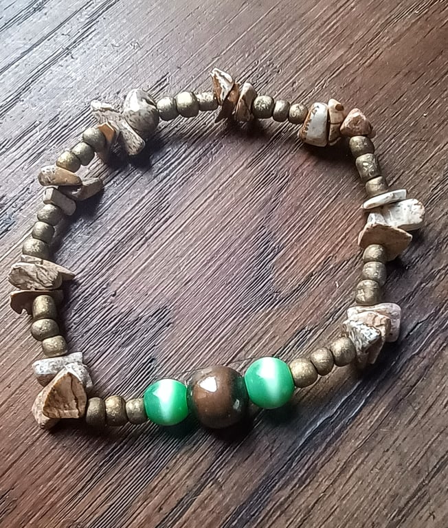 "Earth" - Stretchy crystal chip, seed beads and beaded fashion bracelet 