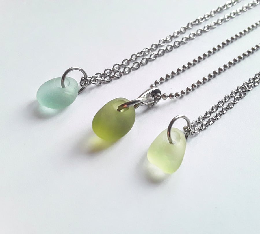 Seaglass Pendants: Spring & Summer Colours 