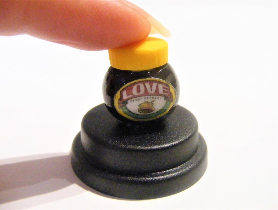 Pet Love It Or Hate It, Pet Yeast spread, Love it gift, Retro food, Iconic food