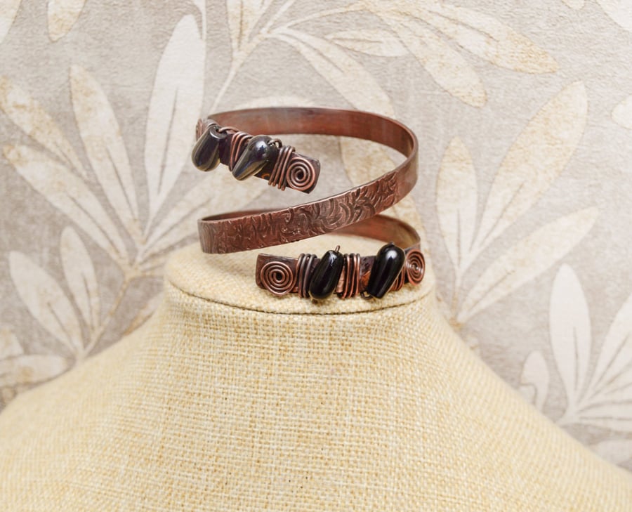Vintage Style Copper Arm Cuff, Wire Wrapped Dark Gemstone Spiral Bracelet, 