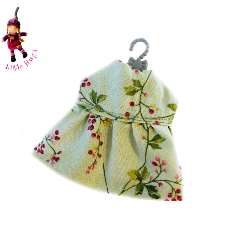 Green Blossom Dress to fit the Little Hug Dolls