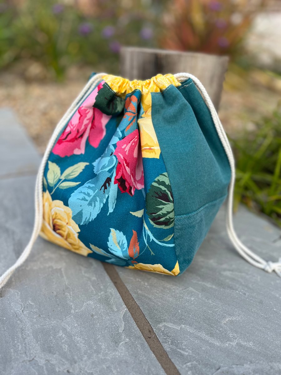 Dumpling drawstring bag - Sanderson Chelsea and teal twill