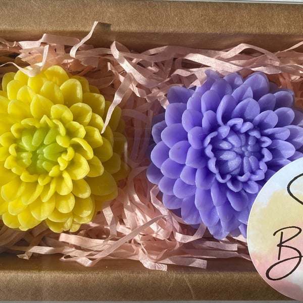 Scented Dahlia Soap Flower Gift Set - Perfect Gift for Any Occasion