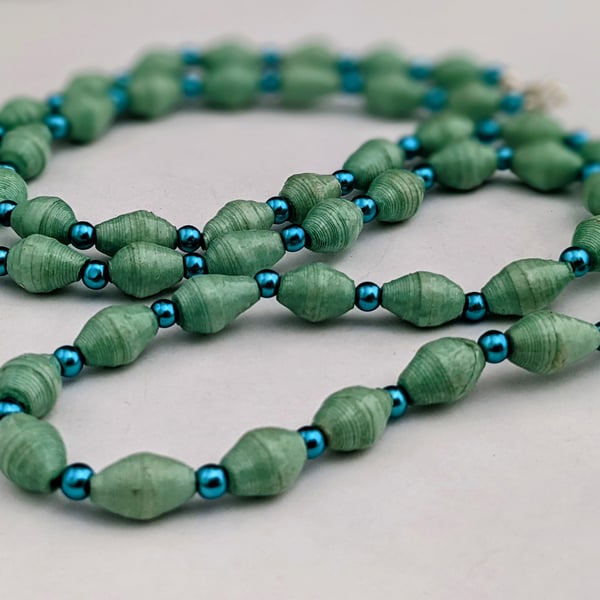 Long turquoise and green shell necklace - 1002327
