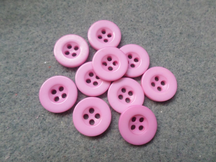 10 x 4-Hole Resin Buttons - Round - 15mm - Pale Pink 