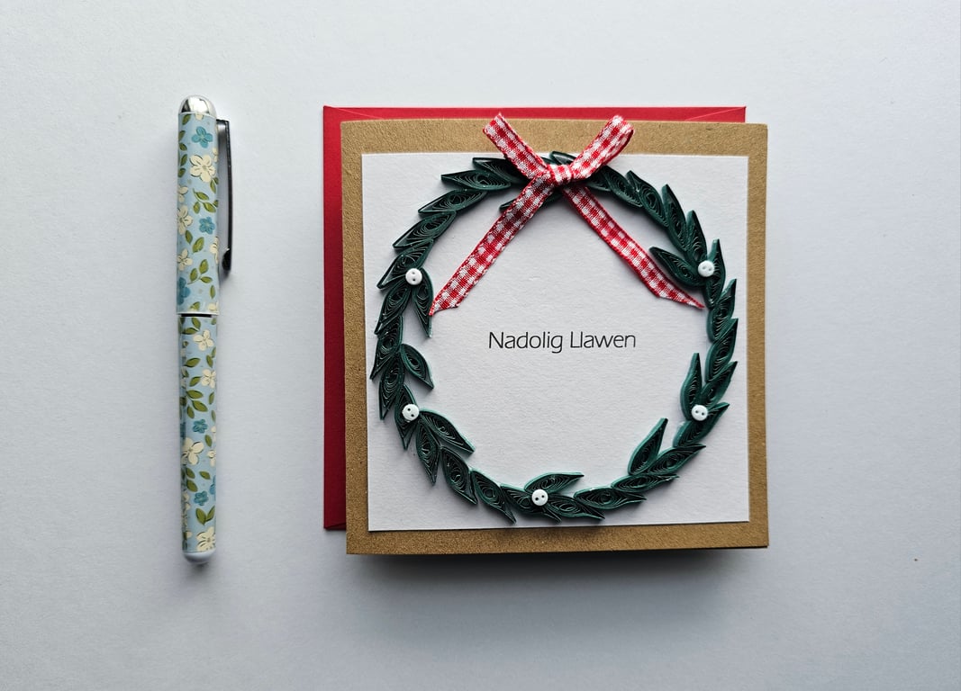 Nadolig Llawen Quilled Wreath Welsh Christmas Card Size 5" x 5"(12.5cm x 12.5cm)