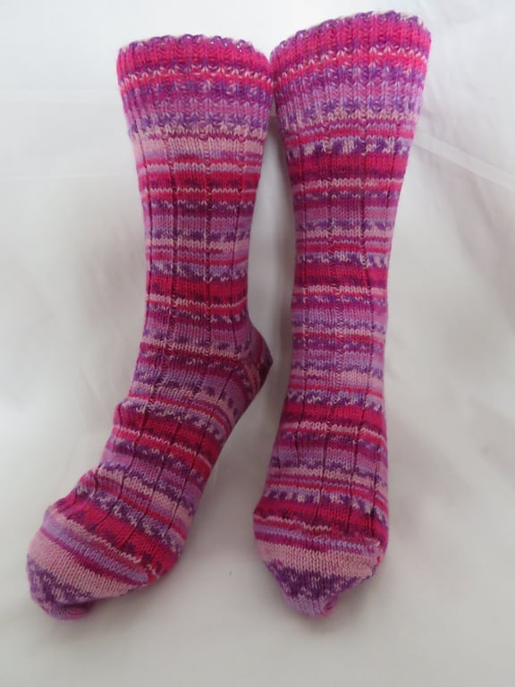 Hand-cranked Knitted Ribbed Wool Socks Size 8 to 9