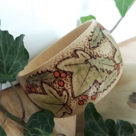 Pyrography holly & ivy wooden bangle 