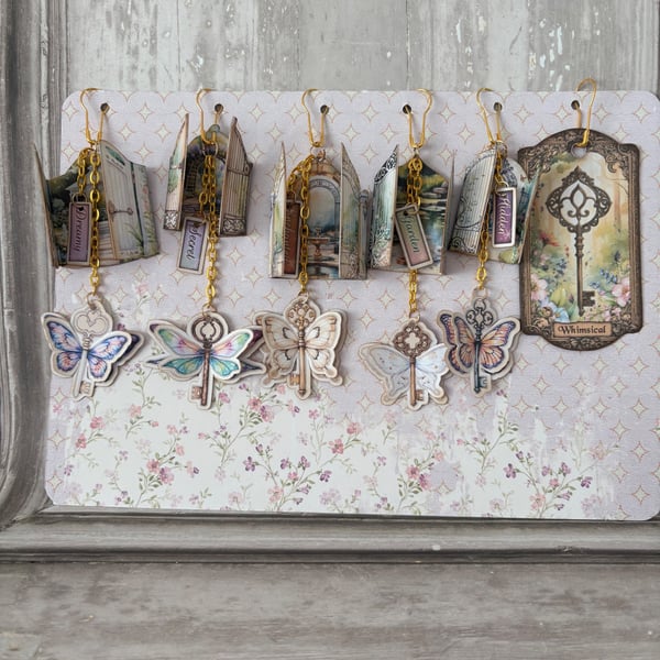 Journal Dangles - Set of 5 Plus Bonus Tag - PB8 0064