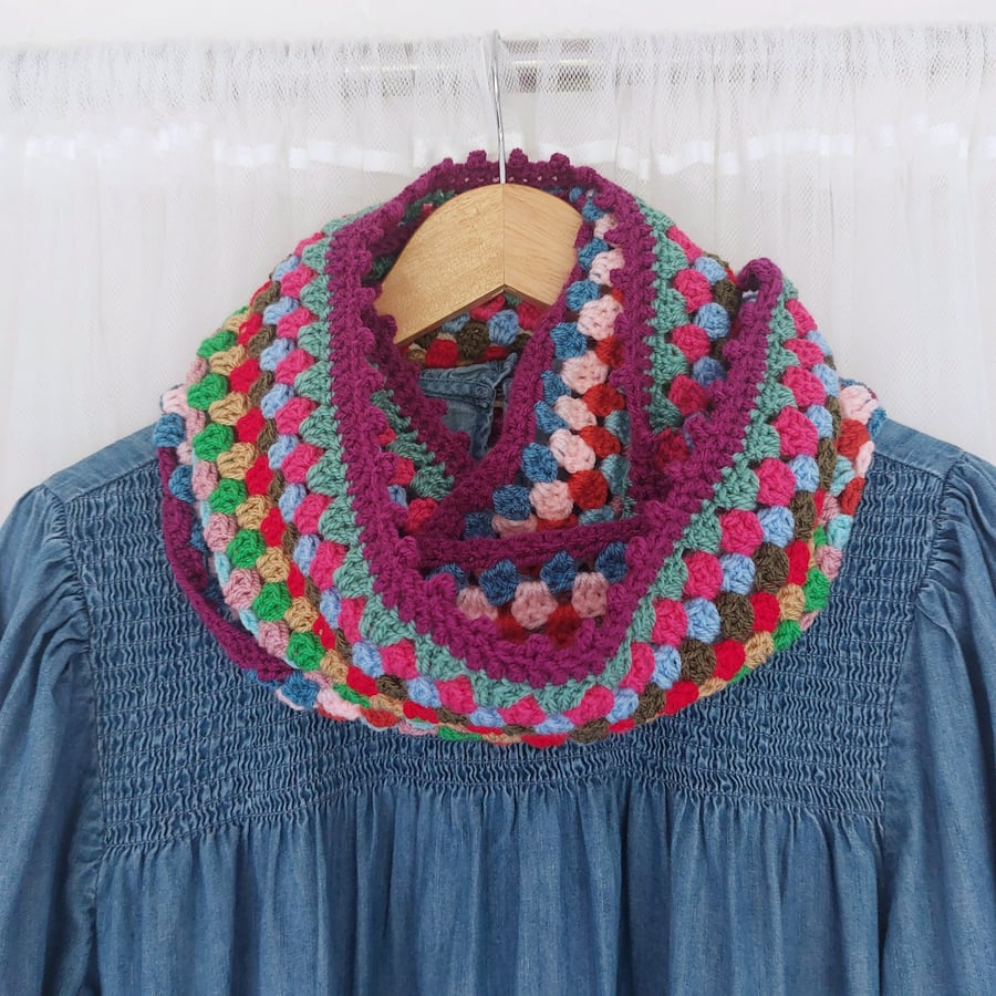  Crochet Infinity Scarf Magenta Grape Trim 'Happy Scrappy'