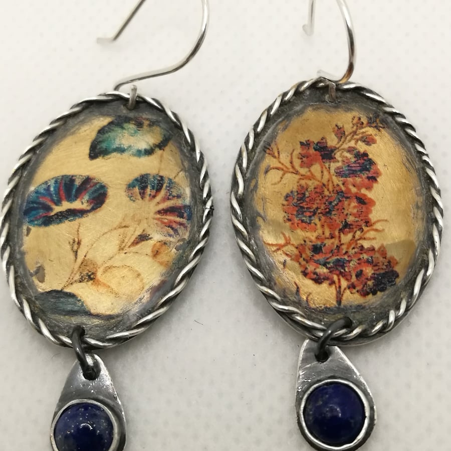 Vintage flower, Sterling silver and Lapis Lazuli earrings