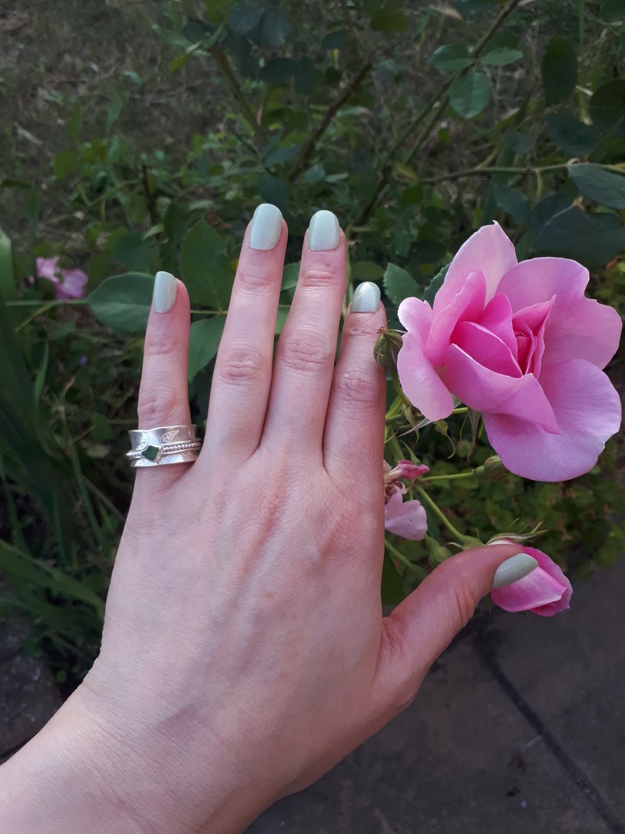 Kelly green sea glass spinner ring DVSR4