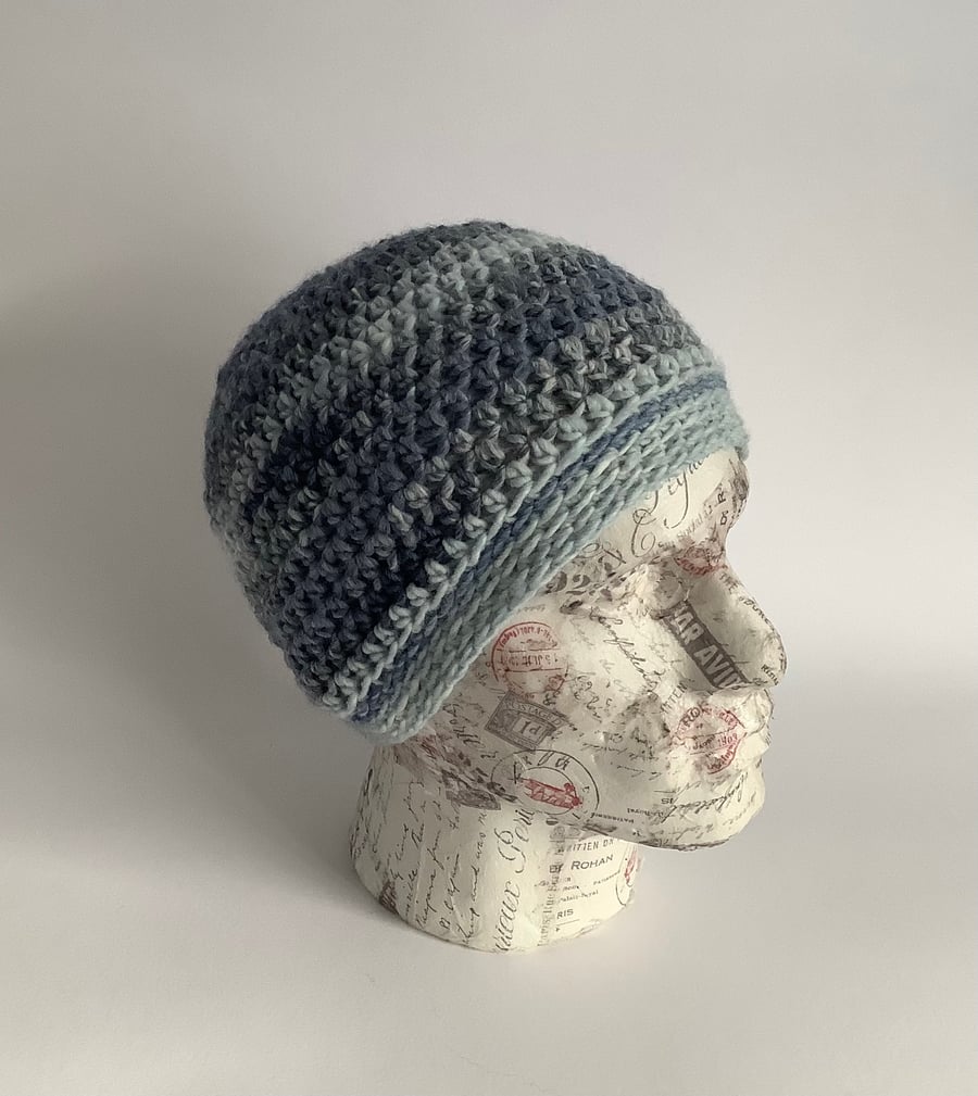 SALE..REGULAR beanie  hat . 'Hiker' . Blues . Unisex. ..ready to ship....