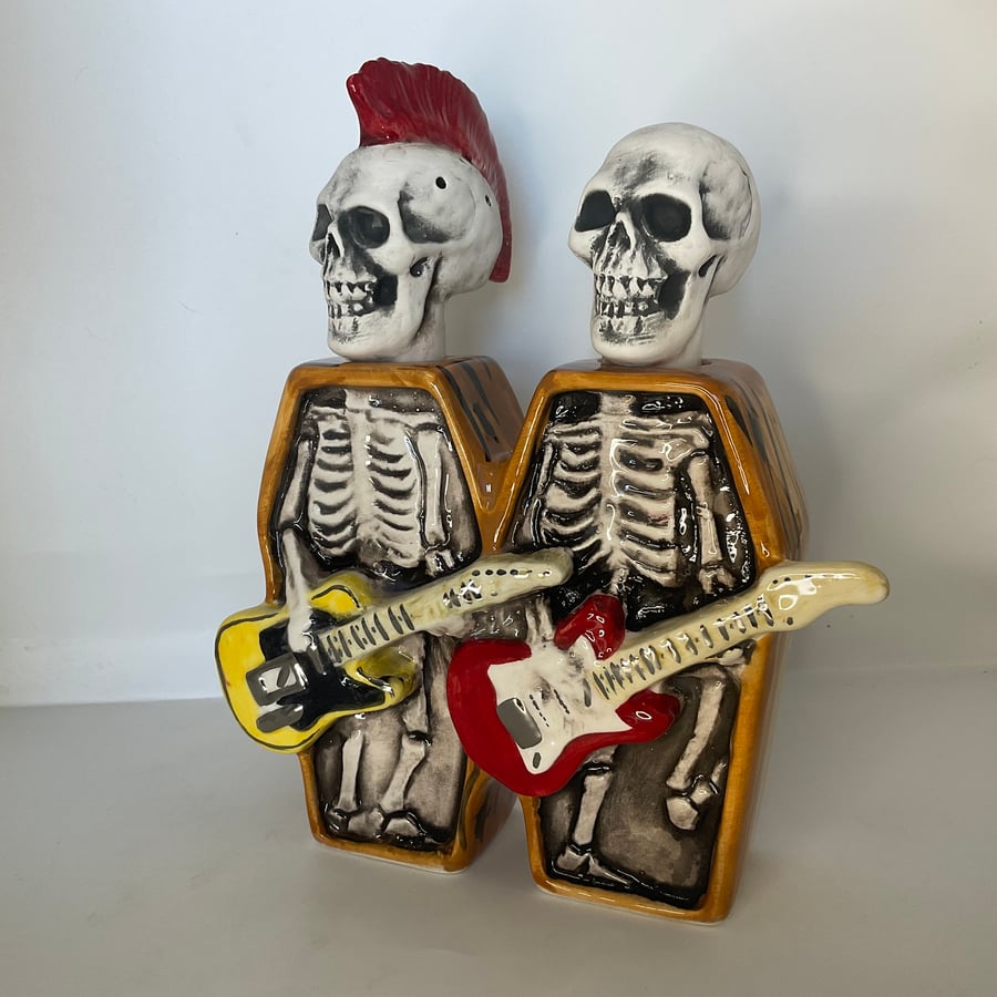 Skeleton guitarist salt and pepper set.