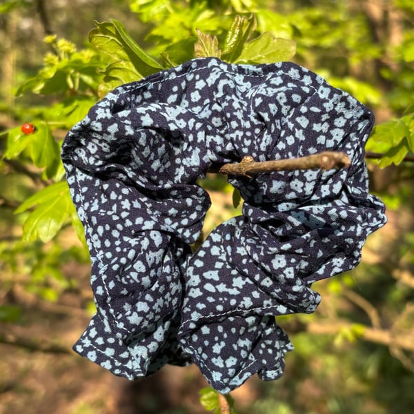 Blue ditsy flower scrunchie 