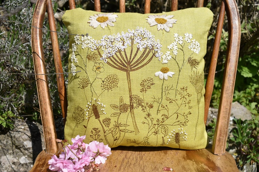 Green - Wild flowers - Screen printed cushion 