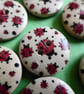 10 x Round ladybird Wood Patterned Buttons  2 holes - Image 2